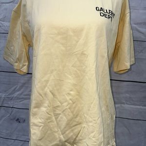 Gallery dept t shirt size small